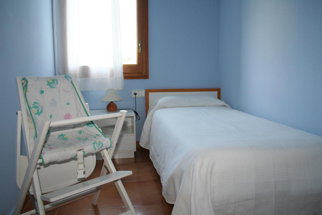 Can Quilis Guest House Pontos Room photo
